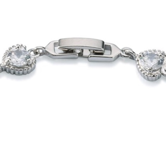 HEARTS BRACELET - Picture 3 of 7